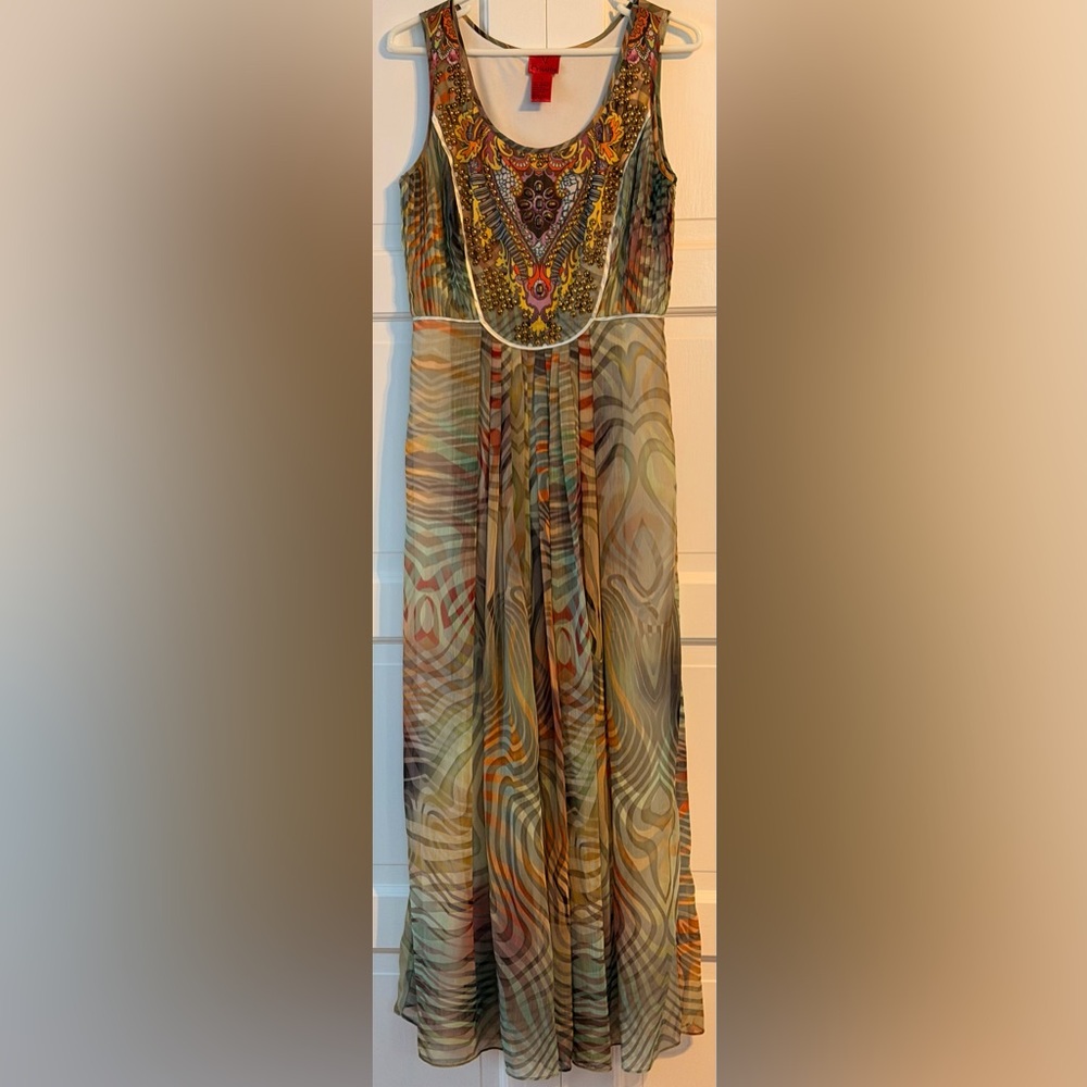 Cristina V dress. M. Beautiful detail. Maxi dress.